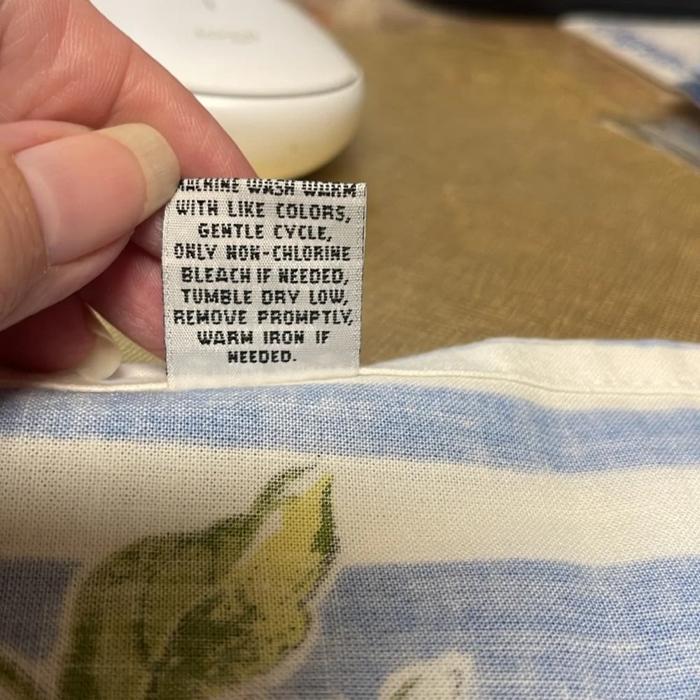 Williams Sonoma Lemon Lime Dinner Napkins